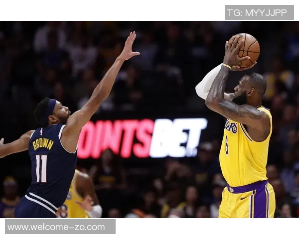 詹姆斯本赛季三分命中率逐月变化分析一月表现稳定二月下滑三月回暖